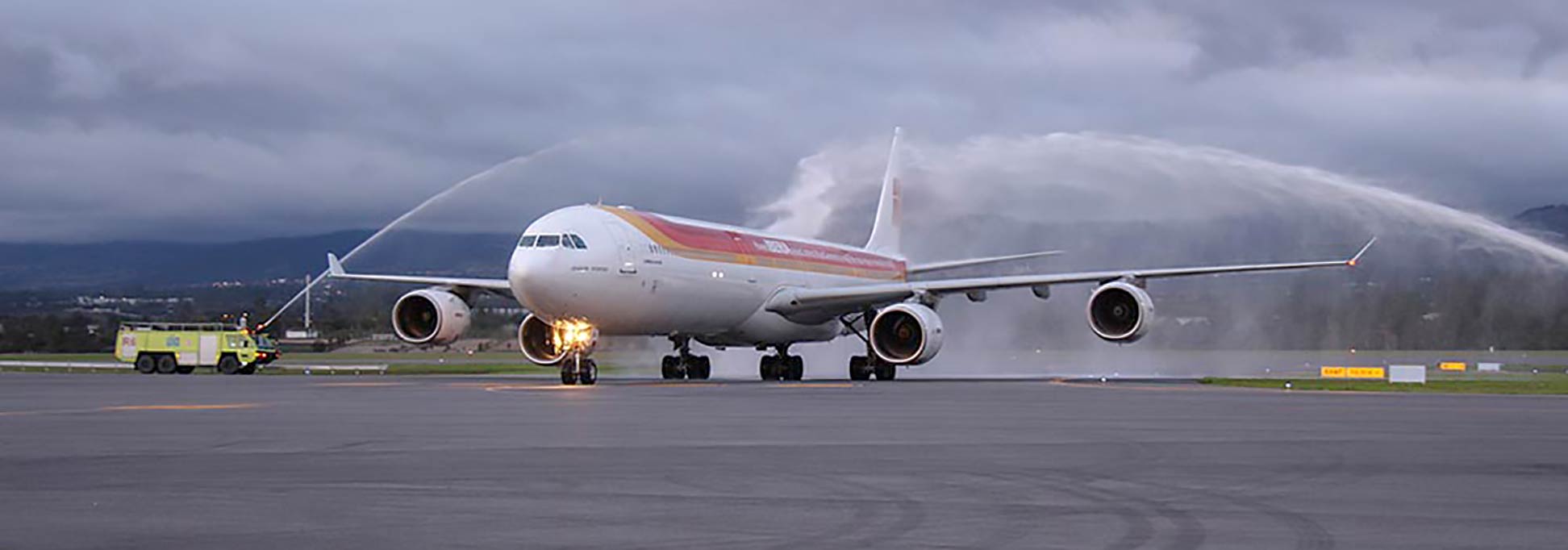 Water salute for Airbus A340-600 at Quito - Mariscal Sucre International Airport (UIO), 