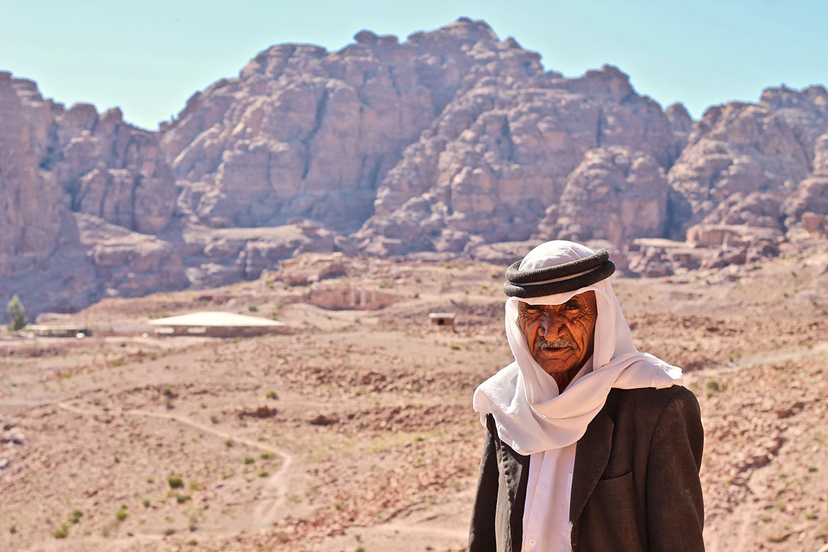 old Jordanian in the city of Petra