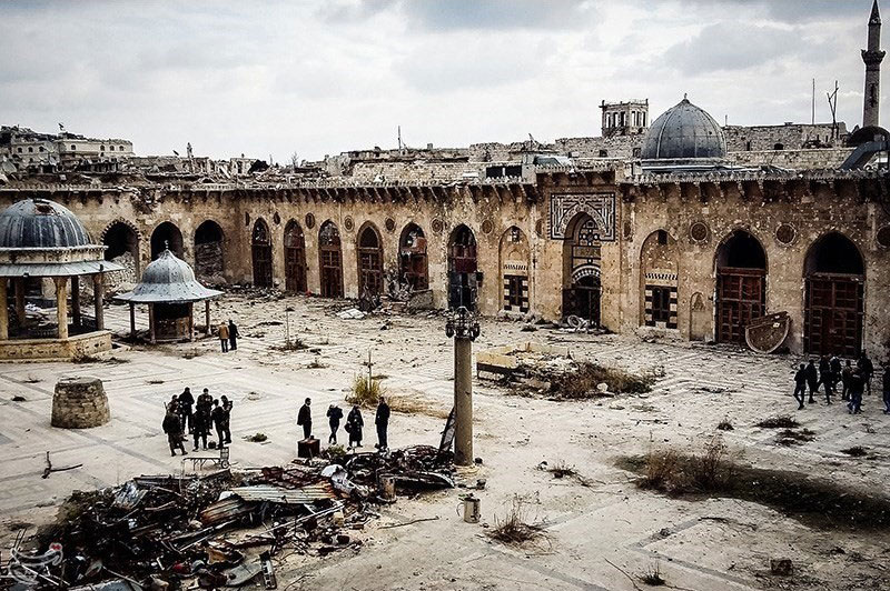Courtyard of the Great Mosque of Aleppo in December 2016