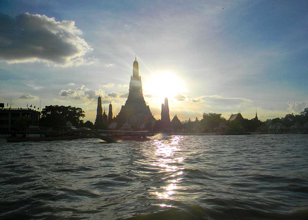 Wat Arun the Temple of Dawn, also known as Wat Chaeng, at Chao Phraya River, Bangkok