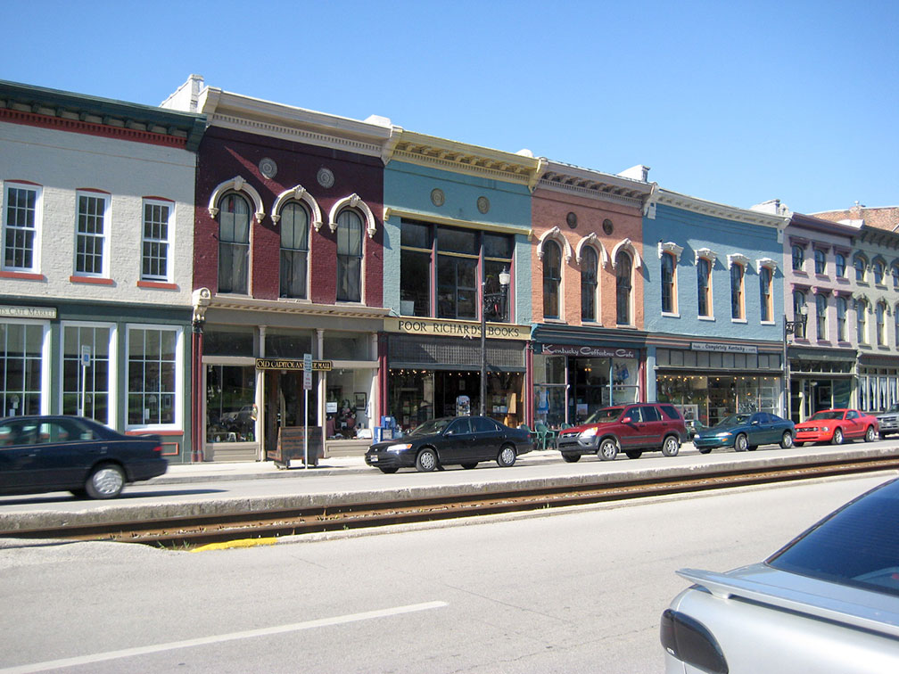 A street in Downtown Frankfort, Kentucky